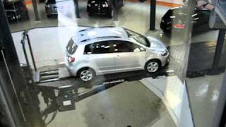 preview picture of video 'amazing high bay storage parking garage @ VW Autostadt Wolfsburg'