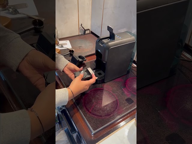 Video Teaser für Wilfa Volo Multi Mini Test von Sabrina: mit Nespresso, Dolce Gusto & Espressopulver geprüft