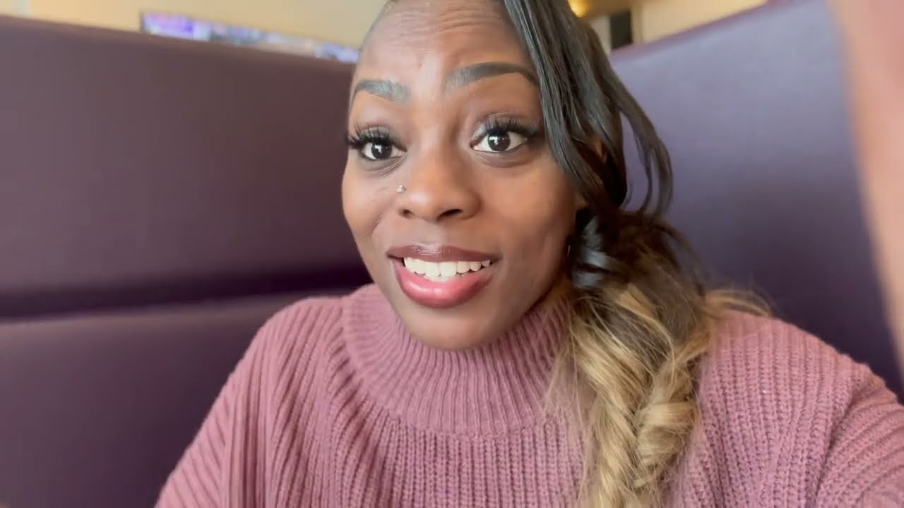 Delta Air Lines Delta Sky Club thumbnail