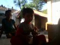 Lucu Anak Kecil Menyusui Anak Anjing