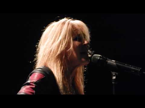 Lita Ford- "CLOSE MY EYES FOREVER"