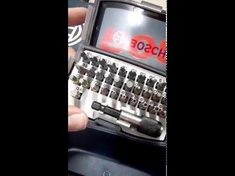 Unpacking / unboxing Bosch 32-piece screwdriver bit set 2607017319