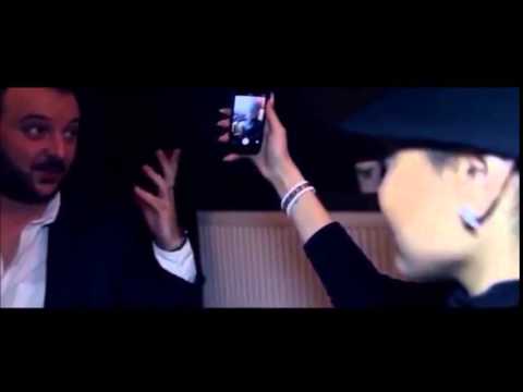 # SELFIE by Simon R. Stefan & Alex Pandrea - (DVD + Gimmick) Street Magic Trick