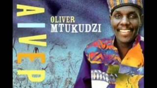 GWENN MUSIC/OLIVER MTUKUDZI - PINDURAI MAMBO