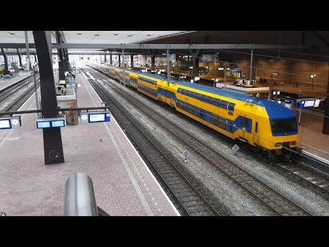 NS 10 bakken DDZ op station Rotterdam Centraal naar Venlo