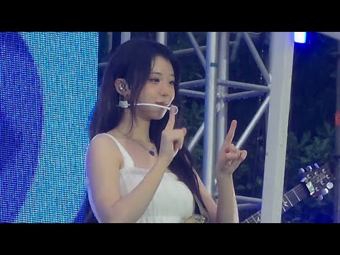 [4K] 260822 QWER 히나 검색어는 QWER 카스쿨 페스티벌 직캠