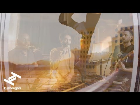 J-Felix - Mind Up feat. Andrew Ashong