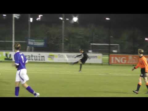 27 sep 2017 VV De Meern JO17-2 - GVVV JO17-1 vriendsch 3-6 Goede redding Marnix, buitenspel?