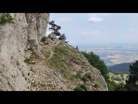 111 1/6 2023.06.29 under Aiguilles de Baulmes climbing approach T5 trail