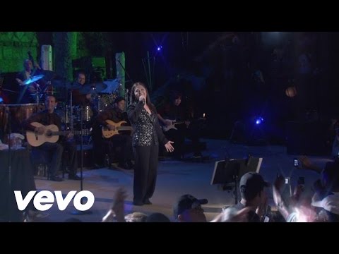 Videoclip de Pacto De Amor (Altos De Chavón Live Version) — Ana Gabriel