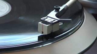 Denon DP-52F turntable plays Don Slepian 'Reflections'