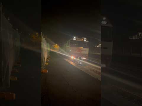 TRAINS AM22 SCT Logistics Freight Train 1PM9 SCT7 SCT3 CSR7 at Belair, S Australia 10/7/24