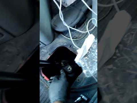 HOW TO INSTALL A SHIFTER ON A FREIGHTLINER COLUMBIA!!! (EATON FULLER)