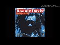 Ronnie Davis - Chasing Dub