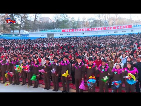 University and College Graduates Volunteer for Major Sites of Socialist Construction [English]