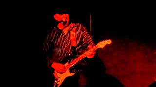 Albert Cummings / Livin' In A Glass House