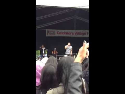 Sama Blake singing PlayGirl at Caldmore Village Festival