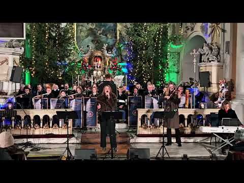 Kolęda Maryi - Patrycja Greczyło [Zespół Modestia] - Zbąszyńska Orkiestra Dęta 