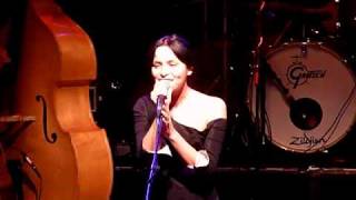 Andrea Corr - They Don&#39;t Know (Kirsty MacColl Tribute 10th Oct 2010)