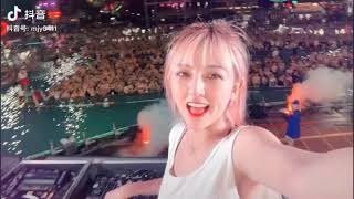 Download lagu In Your Mind Remix _ 1 bản nhạc huyền thoại nữa . oh huh oh oh hu oh mp3