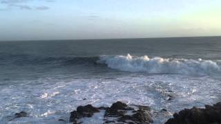 preview picture of video 'Surfeurs - Lervily proche île aux vaches - 29 ESQUIBIEN'