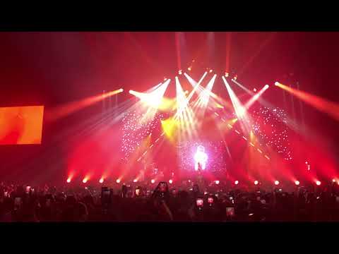 Burna Boy - Collateral Damage (Live in Amsterdam 24/10/2019)