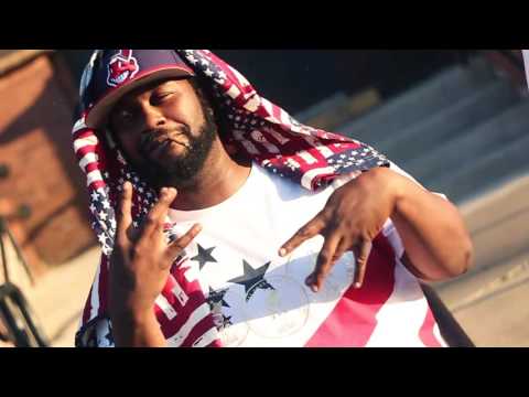 Ampichino & Malvo Feat: AR Deville & Maffi ***OFFICIAL MUSIC VIDEO*** The Hustle