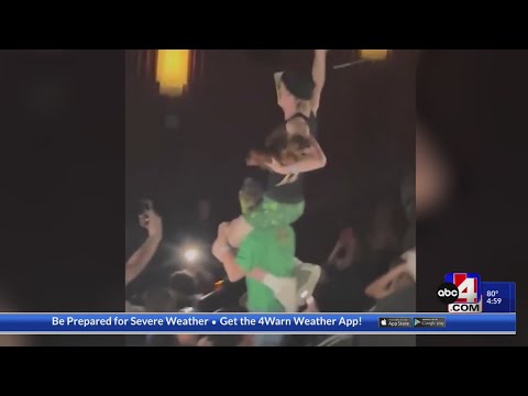 Minecraft 'Chicken Jockey' trend hits Utah theaters, movie-goer kicked out after bringing live chick