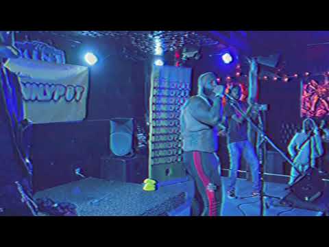 Zeus Rebel Waters LUV LIVE