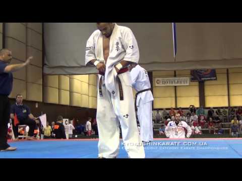 28 EC, +90 David Sarkhosyan (Russia) - Djema Belkhodja (France, aka)