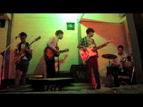 Naked As We Came live@The Common Ground