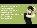 She's Not Afraid - One Direction (Lyrics)
