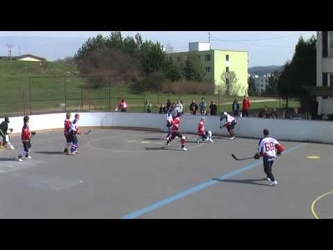 Hokejbal Bukovinka - Krupina 4.4.2010.mpg
