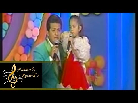 Maximo Escaleras y Nathaly Silvana - El auto fantastico ( Video Oficial )