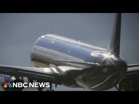 Worldwide mandatory jet repair threatens to disrupt holiday travel