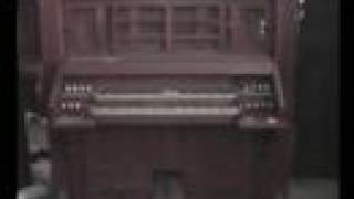 preview picture of video 'Estey Style G  or Gibson organ'