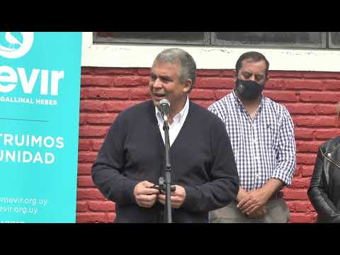 ENTREGA DE VIVIENDAS DE MEVIR EN PUNTAS DEL PARAO