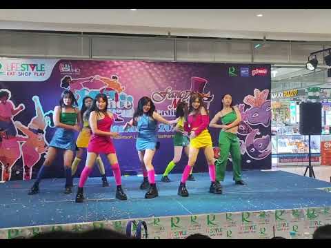 Hexagon cover NMIXX - DICE / 070166