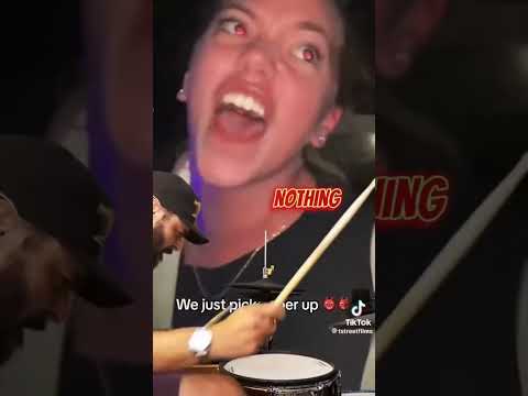 Wing stop Girl. Angry hungry Girl #wingstop #angry