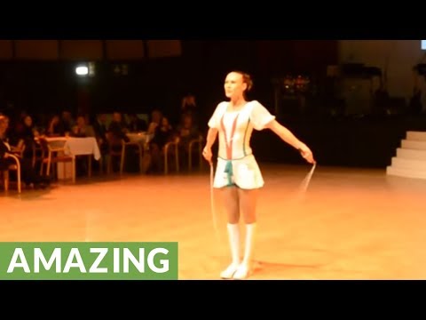 Cirque Du Soleil jump rope artist performs insane routine