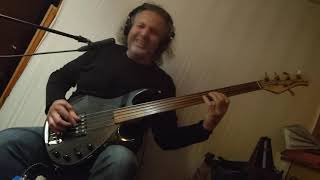 Video thumbnail for Tony Senatore's Fretless Musicman Stingray review!!! by Charles Lambiase Endeavoros Bassantics