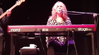 Hooked On A Feeling - Vonda Shepard, City Varieties, Leeds Oct' 2022