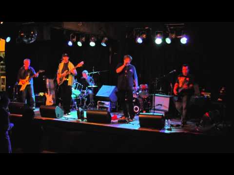 Nite Lite Vandals @ Hermans  9/27/12 - FLASH