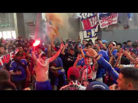 "HOY ES UN DIA ESPECIAL- los de abajo vs ñublense 15/25" Barra: Los de Abajo &bull; Club: Universidad de Chile - La U