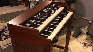 Video thumbnail for Crumar Mojo Classic Organ right out the box by Big_Bam Keyz