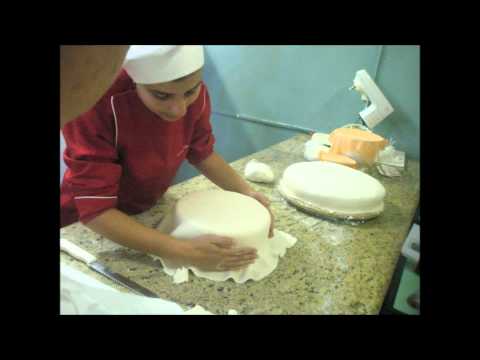 Chefe Alessandra Alvarenga