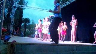 preview picture of video 'Camping Domaine des Fumades - Spectacle enfants'