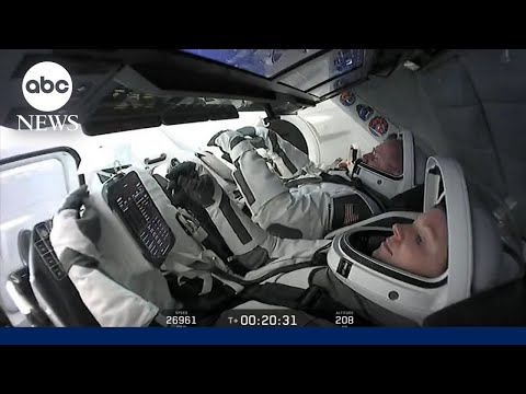 NASA astronauts say hello on their way to ISS
