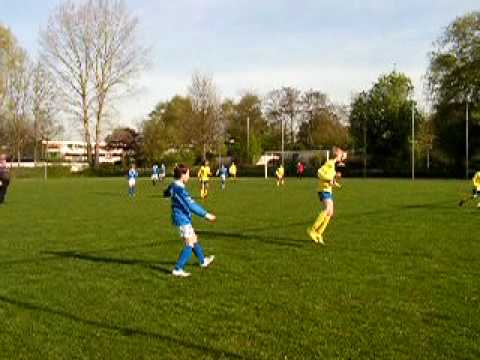 24 april 2010 Delta Sport D6 - GVVV (2-2)