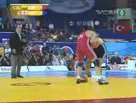 Nozadze takes 96-kilo title